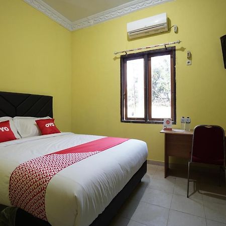 Oyo 2486 Bahana Guest House Манадо Экстерьер фото
