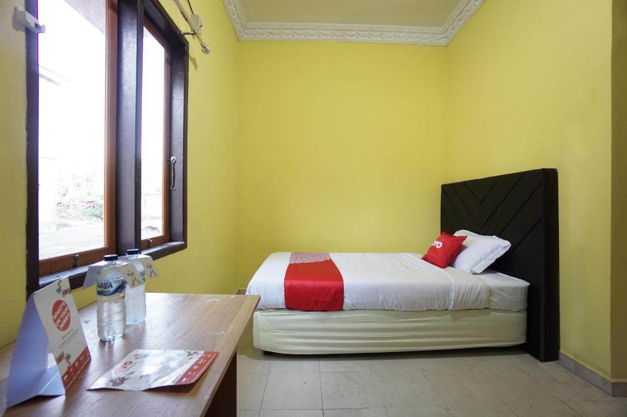 Oyo 2486 Bahana Guest House Манадо Экстерьер фото